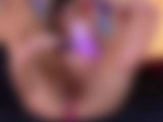 AllissonM's Live Sex Cam Show