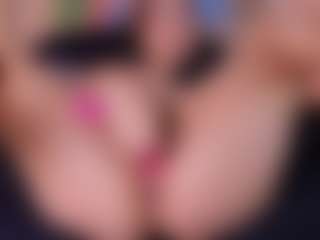 Live cam show with AllissonM - Blonde Hair on StripNow