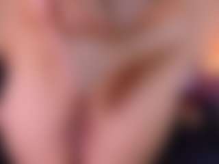AllissonM's Live Sex Cam Show