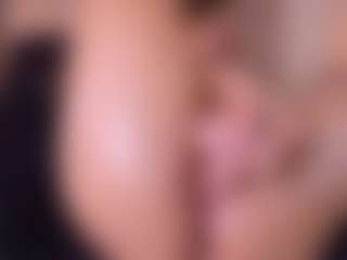 AllissonM's Live Sex Cam Show