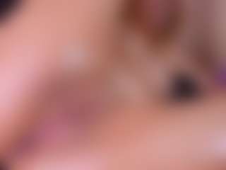 AllissonM's Live Sex Cam Show