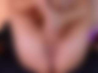 Live cam show with AllissonM - Butt Plug on SpankPalCams