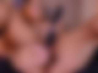 AllissonM's Live Sex Cam Show