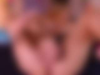 Live cam show with AllissonM - Full Nudity on Soda Cam