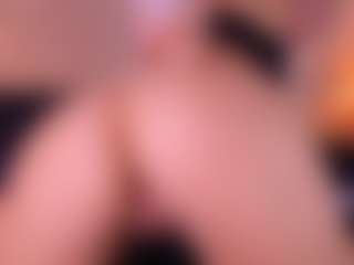 Live cam show with AllissonM - Public on Camsoda Late Night