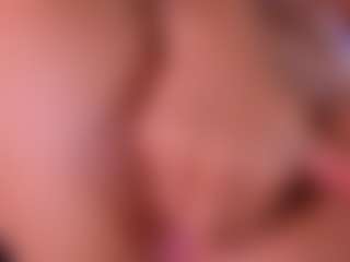 AllissonM's Live Sex Cam Show