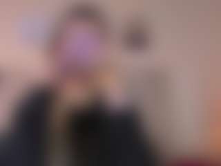 AllissonM's Live Sex Cam Show