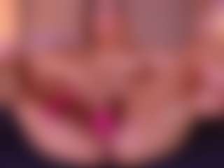 AllissonM's Live Sex Cam Show