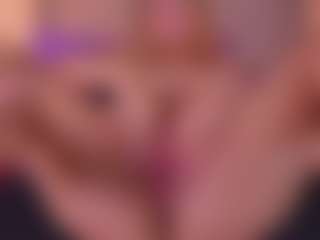 AllissonM's Live Sex Cam Show