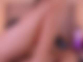 Live cam show with AllissonM - Butt Plug on Milfs Live