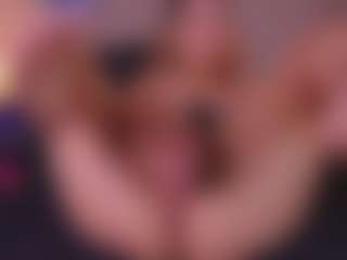 AllissonM's Live Sex Cam Show