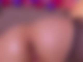 AllissonM's Live Sex Cam Show