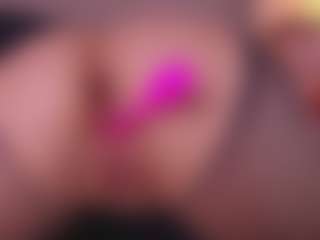 AllissonM's Live Sex Cam Show