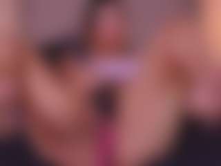 Live cam show with AllissonM - Strip Blonde Hair on intimatelivegirls.com