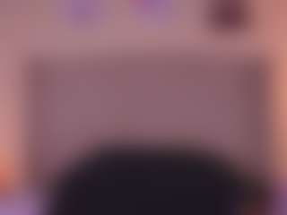 Live cam show with AllissonM - Strip Blonde Hair on friskycurves.com