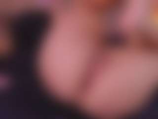 Live cam show with AllissonM - Full Nudity on CamClone