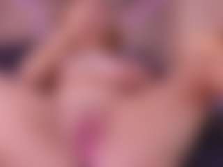 Live cam show with AllissonM - Dildo Or Vibrator on Gym Cam Girls