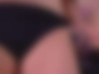 Live cam show with AllissonM - Butt Plug on Camsoda