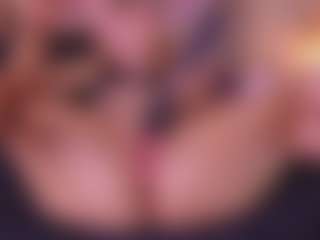AllissonM's Live Sex Cam Show