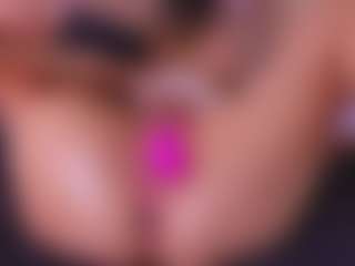 AllissonM's Live Sex Cam Show