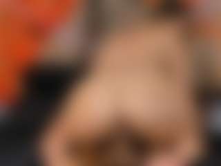 Live cam show with AllissonM - Brown Eyes on xplaylive.com