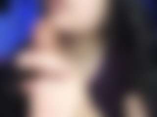 Live cam show with sweetlikeblu - Flashing on Camiplay Live