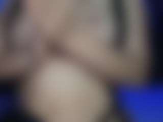 sweetlikeblu's Live Sex Cam Show