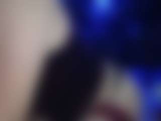 sweetlikeblu's Live Sex Cam Show