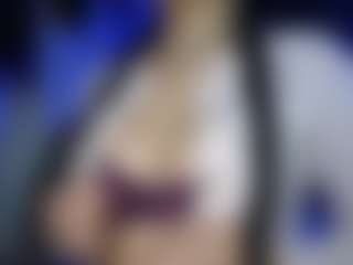 sweetlikeblu's Live Sex Cam Show