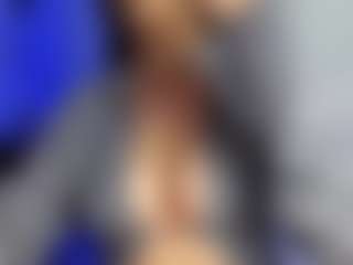 sweetlikeblu's Live Sex Cam Show