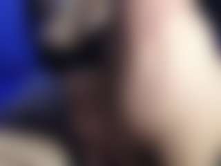 sweetlikeblu's Live Sex Cam Show