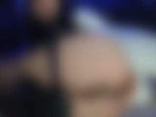 sweetlikeblu's Live Sex Cam Show