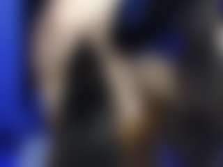 sweetlikeblu's Live Sex Cam Show