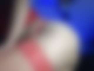 sweetlikeblu's Live Sex Cam Show