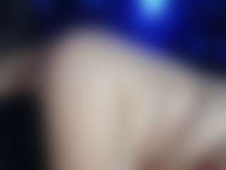 sweetlikeblu's Live Sex Cam Show