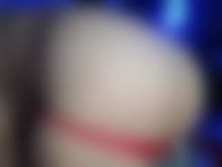 sweetlikeblu's Live Sex Cam Show