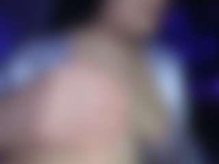 sweetlikeblu's Live Sex Cam Show
