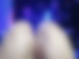 sweetlikeblu's Live Sex Cam Show