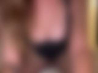 NaughtyCouple199555's Live Sex Cam Show