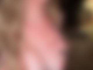 NaughtyCouple199555's Live Sex Cam Show