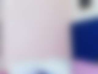 Live cam show with petitelittleebonyy - Pegging on makecum.org