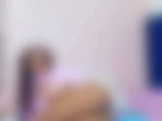 Live cam show with petitelittleebonyy - Pegging on Fapmatic.com