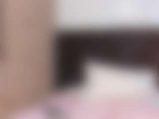 Live cam show with petitelittleebonyy - Milk on dasdasdadada.com