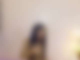 Live cam show with petitelittleebonyy - Ebony on Camsoda | colombia