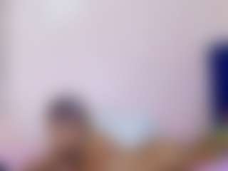Live cam show with petitelittleebonyy - Pegging on Free Soda