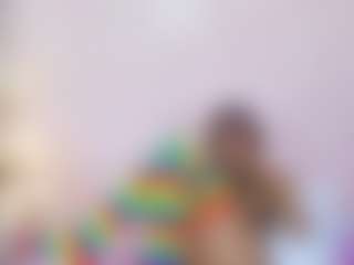 Live cam show with petitelittleebonyy - Pegging on Milfs Live
