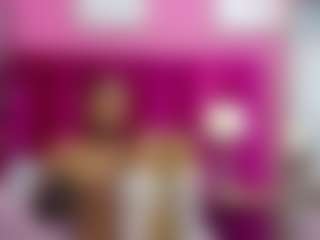 Live cam show with petitelittleebonyy - Pegging on Camsoda