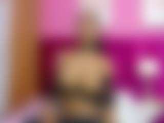Live cam show with petitelittleebonyy - Pegging on dasdasdadada.com