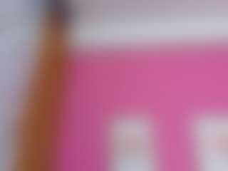 Live cam show with petitelittleebonyy - Thin on Camsoda
