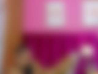 Live cam show with petitelittleebonyy - Thin on Camsoda